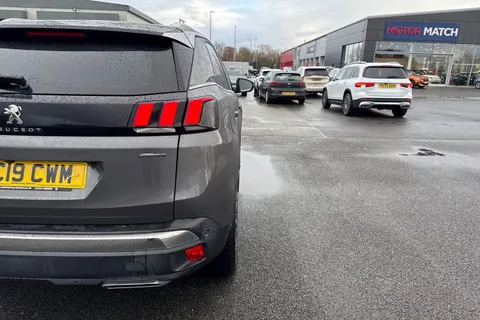 DC19CWM PEUGEOT 3008 1.2 PureTech GT Line Euro 6 (s/s) 5dr Thumbnail #35