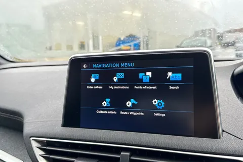 DC19CWM PEUGEOT 3008 1.2 PureTech GT Line Euro 6 (s/s) 5dr Thumbnail #53