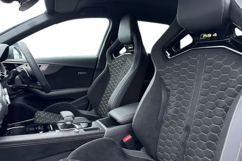 KS75BWA Audi RS 4 Avant RS 4 Avant edition 25 years 470 PS tiptronic Thumbnail #15
