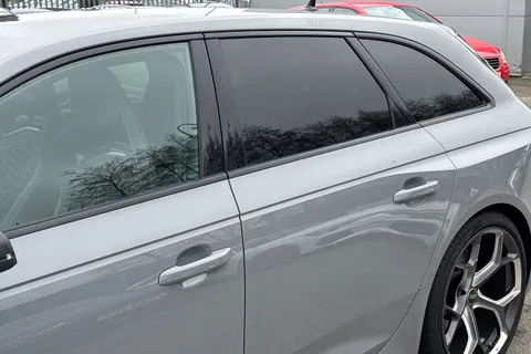 KS75BWA Audi RS 4 Avant RS 4 Avant edition 25 years 470 PS tiptronic Thumbnail #25