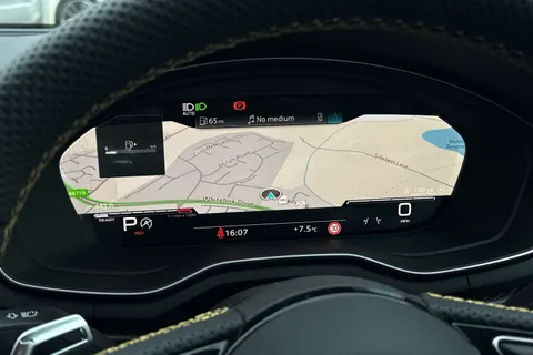 KS75BWA Audi RS 4 Avant RS 4 Avant edition 25 years 470 PS tiptronic Thumbnail #41