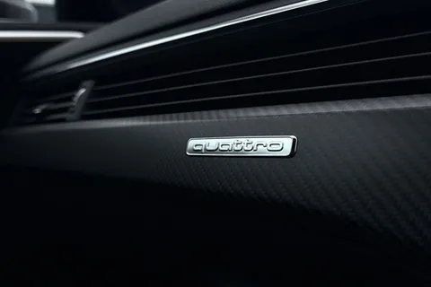 KS75BWA Audi RS 4 Avant RS 4 Avant edition 25 years 470 PS tiptronic Thumbnail #45