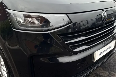 YS25JXN Volkswagen Transporter 2.0 TDI 150 Commerce Pro Van Auto Thumbnail #17