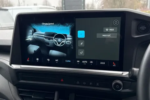 YS25JXN Volkswagen Transporter 2.0 TDI 150 Commerce Pro Van Auto Thumbnail #19