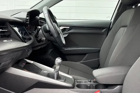 DG70CJX Audi A3 1.0 TFSI 30 Technik Sportback Euro 6 (s/s) 5dr Thumbnail #33