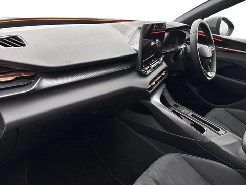 KR25FVW CUPRA Terramar 1.5 eHybrid 204 V2 5dr DSG Thumbnail #8