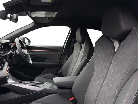 KR25FVW CUPRA Terramar 1.5 eHybrid 204 V2 5dr DSG Thumbnail #10