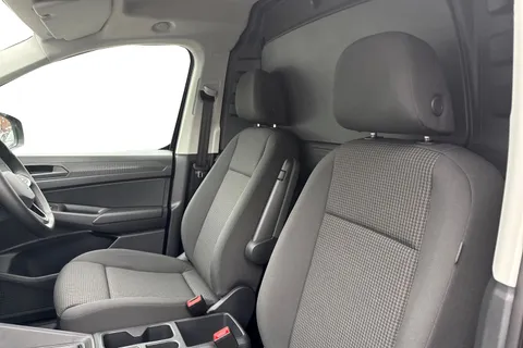 MF75FDO Volkswagen Caddy 2.0 TDI 122PS Commerce Pro Van DSG [Tech Pack] Thumbnail #11