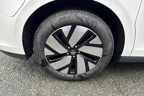 CX75RUC Volkswagen Id. Buzz Cargo Pro 79kWh Commerce Panel Van 5dr Electric Auto 4Motion (340 ps) Thumbnail #12