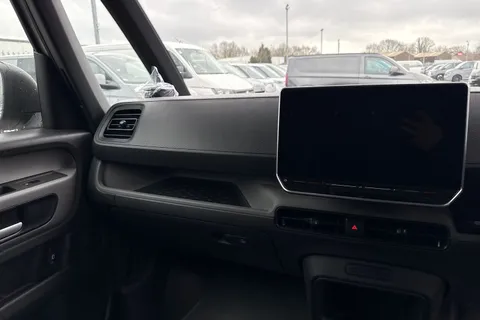 CX75RUC Volkswagen Id. Buzz Cargo Pro 79kWh Commerce Panel Van 5dr Electric Auto 4Motion (340 ps) Thumbnail #20