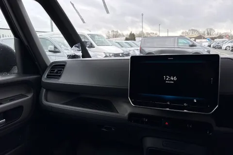 CX26JZE Volkswagen Id. Buzz Cargo Pro 79kWh Commerce Panel Van 5dr Electric Auto (286 ps) Thumbnail #20