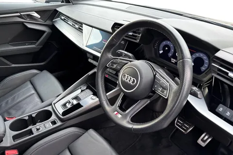 DA22CNN Audi A3 S line 35 TDI  150 PS S tronic Thumbnail #15