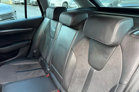 CY73FEF Škoda Octavia 1.4 TSI iV 13kWh SE L DSG Euro 6 (s/s) 5dr Thumbnail #15