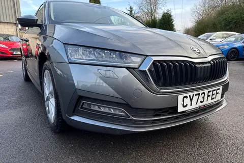 CY73FEF Škoda Octavia 1.4 TSI iV 13kWh SE L DSG Euro 6 (s/s) 5dr Thumbnail #18