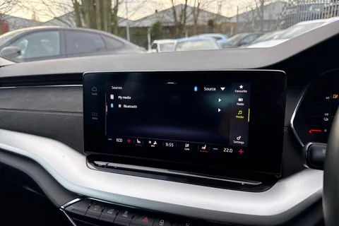 CY73FEF Škoda Octavia 1.4 TSI iV 13kWh SE L DSG Euro 6 (s/s) 5dr Thumbnail #30