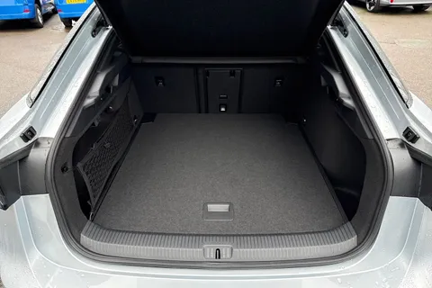 KY75AEZ Volkswagen Id.7 210kW Match Pro S Plus 86kWh ⭐Exterior Styling package Black | Interior Pac Thumbnail #8