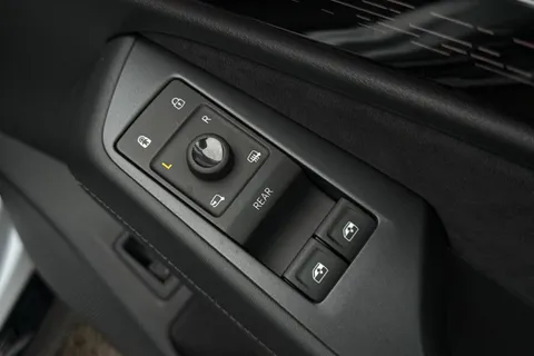 KY75AEZ Volkswagen Id.7 210kW Match Pro S Plus 86kWh ⭐Exterior Styling package Black | Interior Pac Thumbnail #22