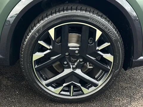 CUPRA Formentor 1.5 eTSI Tribe Edition DSG Euro 6 (s/s) 5dr Thumbnail #24