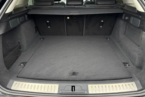 KT24WLJ Land Rover Range Rover Velar 2.0 D200 Dynamic SE 5dr Thumbnail #12