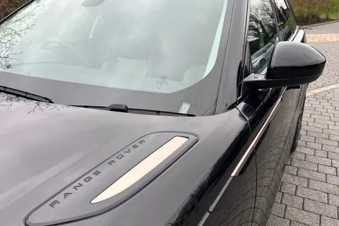 KT24WLJ Land Rover Range Rover Velar 2.0 D200 Dynamic SE 5dr Thumbnail #22