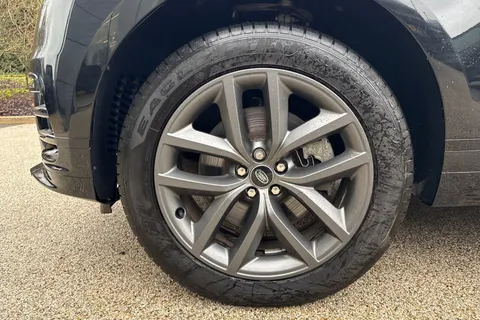 KT24WLJ Land Rover Range Rover Velar 2.0 D200 Dynamic SE 5dr Thumbnail #44