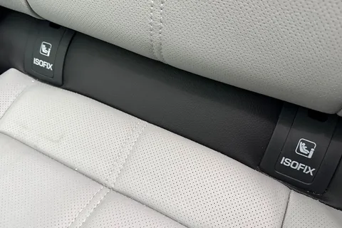 KT24WLJ Land Rover Range Rover Velar 2.0 D200 Dynamic SE 5dr Thumbnail #45