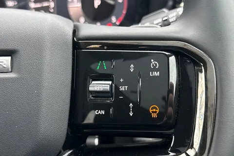 KT24WLJ Land Rover Range Rover Velar 2.0 D200 Dynamic SE 5dr Thumbnail #50