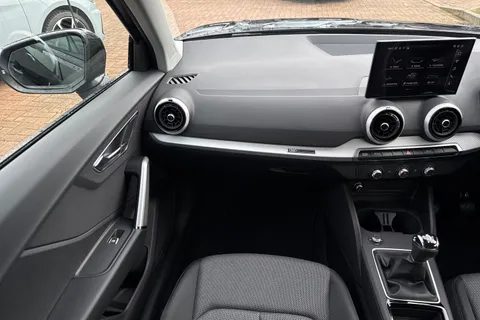 19 of 65 for Audi Q2 1.0 TFSI 30 Sport Euro 6 (s/s) 5dr