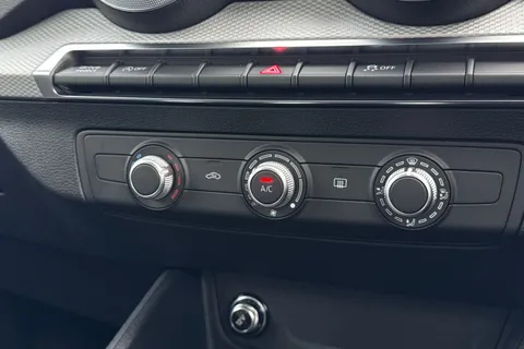 21 of 65 for Audi Q2 1.0 TFSI 30 Sport Euro 6 (s/s) 5dr