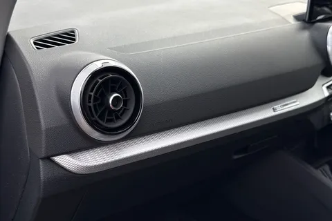 32 of 65 for Audi Q2 1.0 TFSI 30 Sport Euro 6 (s/s) 5dr