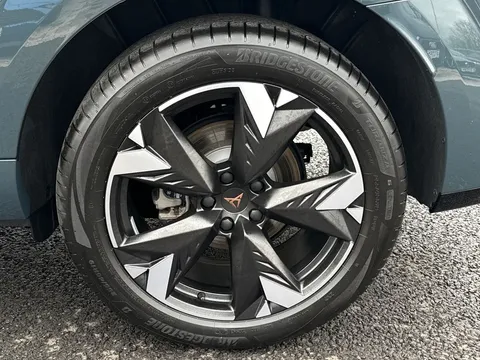 KR25FRF CUPRA Terramar 1.5 eHybrid 204 V2 5dr DSG Thumbnail #7