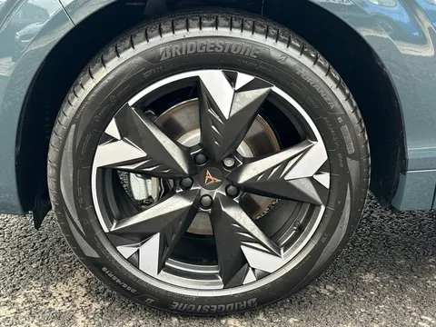 KR25FRF CUPRA Terramar 1.5 eHybrid 204 V2 5dr DSG Thumbnail #22