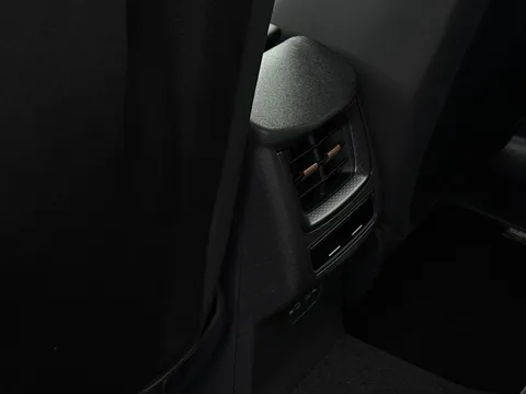 KR25FRF CUPRA Terramar 1.5 eHybrid 204 V2 5dr DSG Thumbnail #32