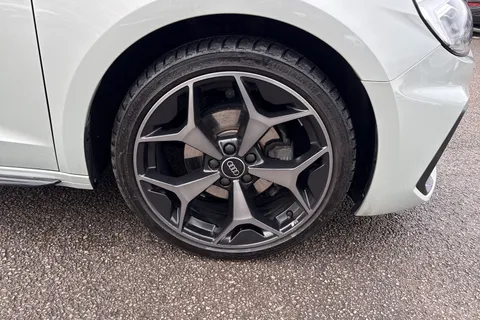 DE25KWT Audi A1 Black Edition 30 TFSI  116 PS 6-speed Thumbnail #7