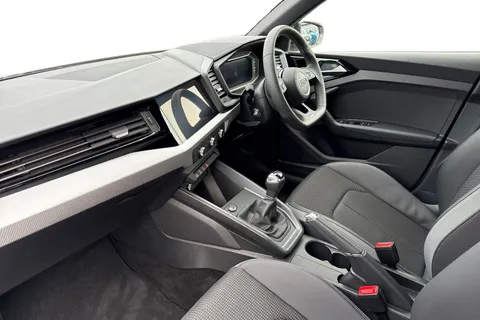 DE25KWT Audi A1 Black Edition 30 TFSI  116 PS 6-speed Thumbnail #9