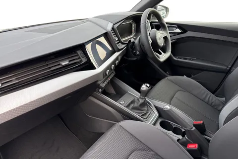 Audi A1 1.0 TFSI 30 Black Edition Sportback Euro 6 (s/s) 5dr Thumbnail #9