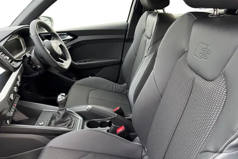 Audi A1 1.0 TFSI 30 Black Edition Sportback Euro 6 (s/s) 5dr Thumbnail #11