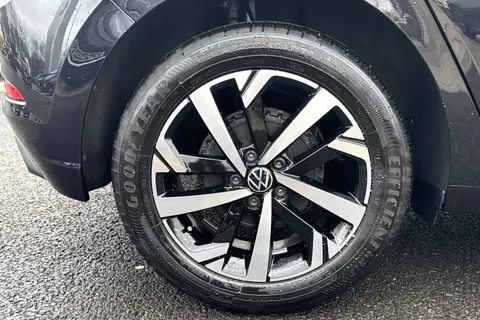 GL75FLH Volkswagen Polo 1.0 TSI Match 5dr Thumbnail #7