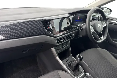 GL75FLH Volkswagen Polo 1.0 TSI Match 5dr Thumbnail #9