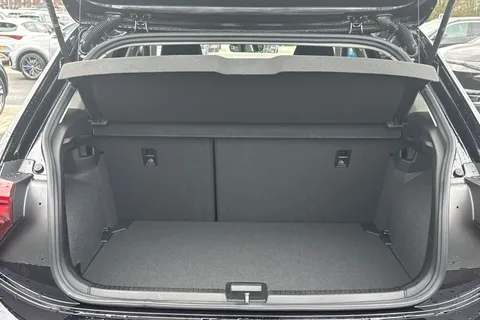 GL75FLH Volkswagen Polo 1.0 TSI Match 5dr Thumbnail #10