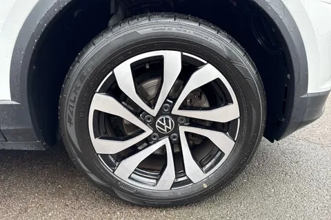 CU71LWM Volkswagen T-Roc 1.5 TSI EVO Active 5dr Thumbnail #11