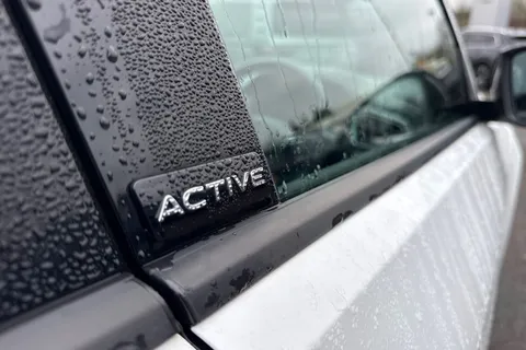 CU71LWM Volkswagen T-Roc 1.5 TSI EVO Active 5dr Thumbnail #31