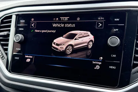 CU71LWM Volkswagen T-Roc 1.5 TSI EVO Active 5dr Thumbnail #54