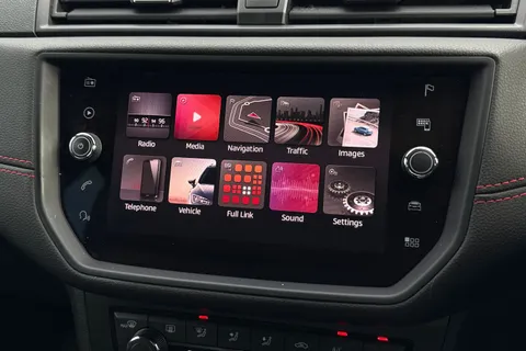 DK19YWT SEAT Arona 1.6 TDI FR Euro 6 (s/s) 5dr Thumbnail #17