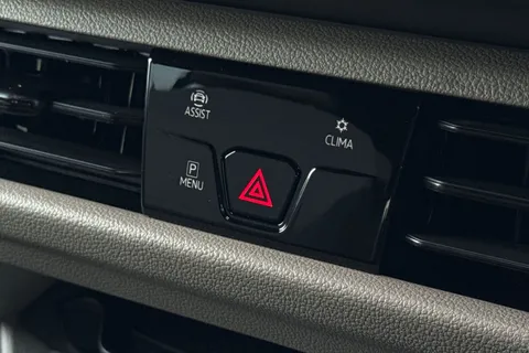 BL75EWZ Volkswagen California 2.0 TDI Coast 5dr DSG-New Model T7-Heater Upgrade Thumbnail #57