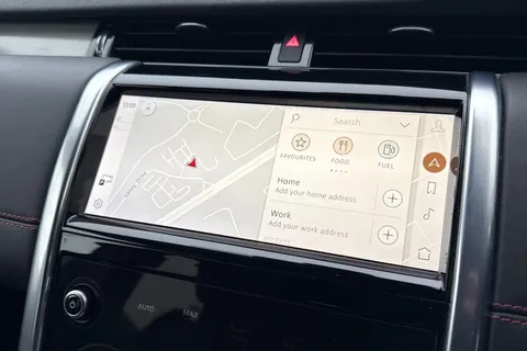 12 of 50 for Land Rover Discovery Sport 2.0 D200 R-Dynamic HSE 5dr