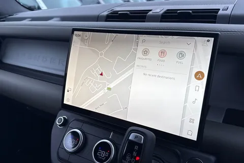 DP75UWN Land Rover Defender 90 3.0 D250 90 S 3dr Thumbnail #13