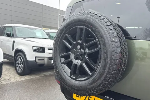 DP75UWN Land Rover Defender 90 3.0 D250 90 S 3dr Thumbnail #31