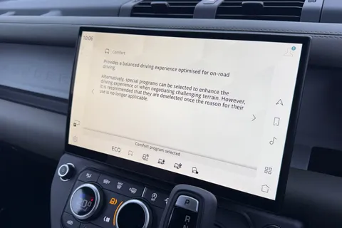 DP75UWN Land Rover Defender 90 3.0 D250 90 S 3dr Thumbnail #39