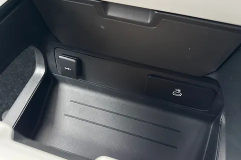 DP75UWN Land Rover Defender 90 3.0 D250 90 S 3dr Thumbnail #44